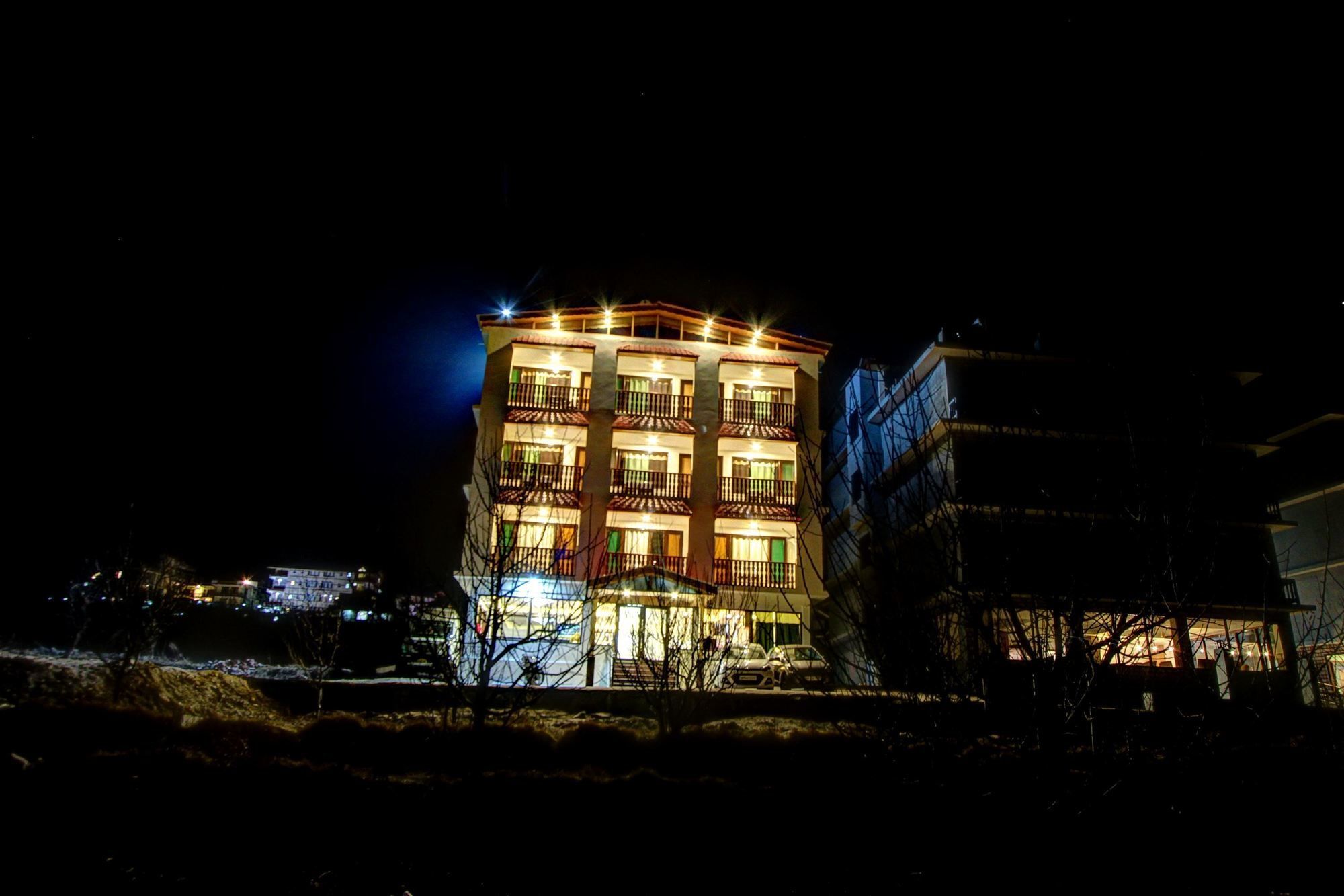 Hotel Sunrise Villa Manali  Ngoại thất bức ảnh