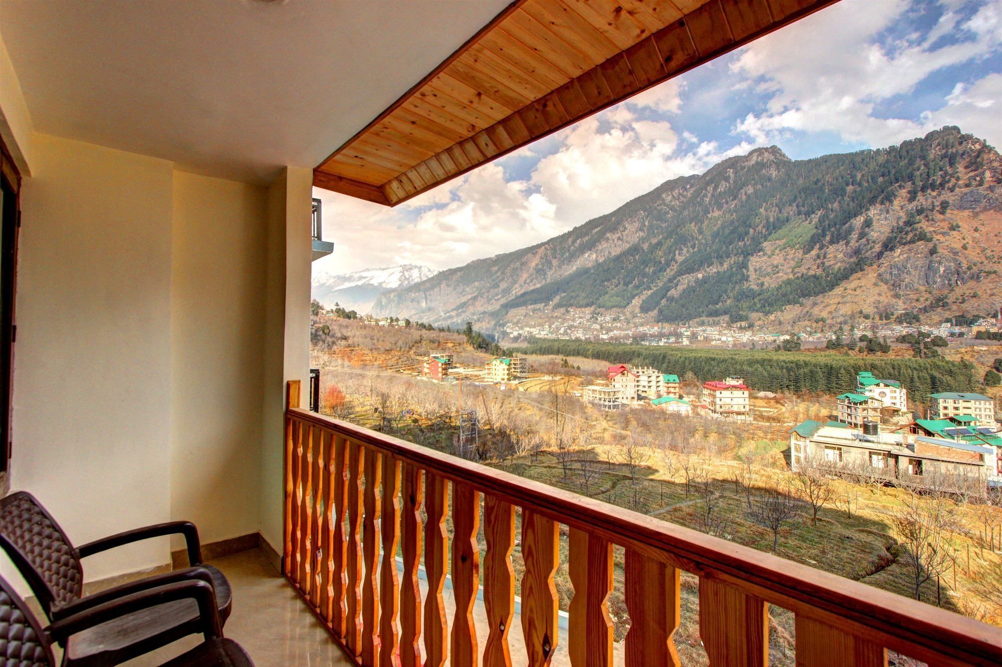 Hotel Sunrise Villa Manali  Ngoại thất bức ảnh